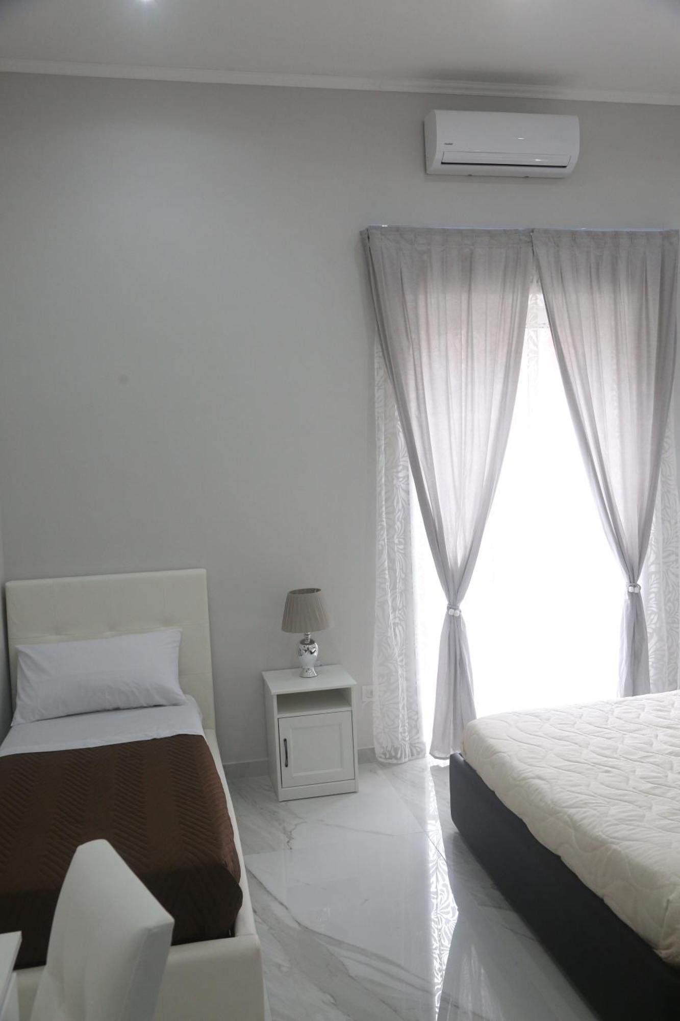 Opera Home Napoli المظهر الخارجي الصورة